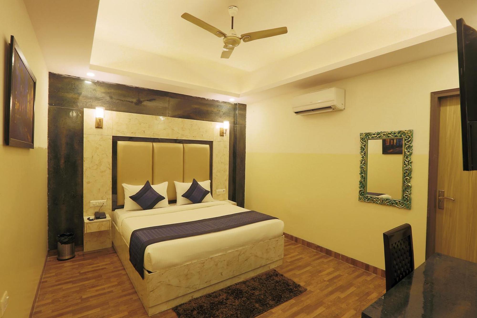 Plazzo Prime Plaza At Delhi Airport Bed and Breakfast New Delhi Buitenkant foto